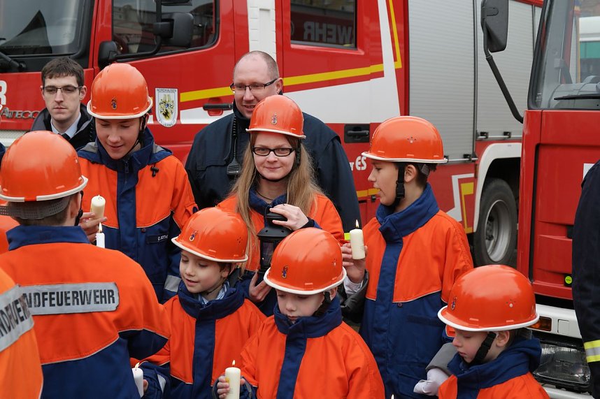 Das Friedenslicht 2015 wurde verteilt