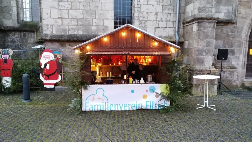 Familienverein auf dem Ellricher Weihnachtsmarkt