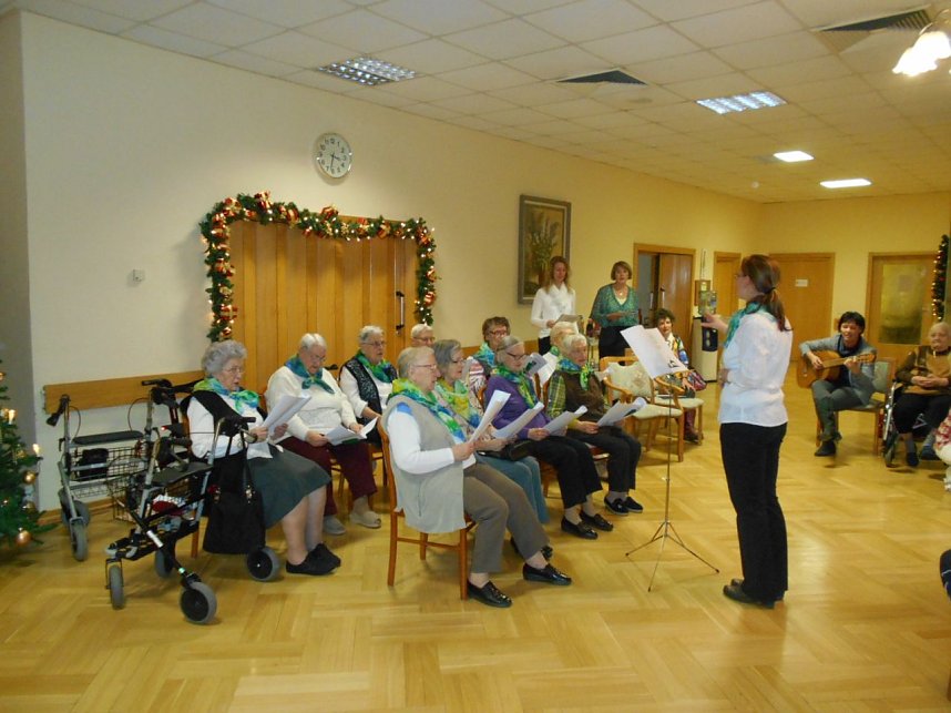 Dezember im Alten- und Pflegeheim