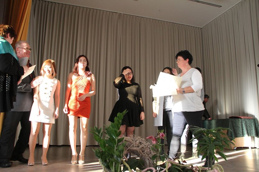 Die Absolventen des Studienkollegs erhielten heute ihre Zeugnisse