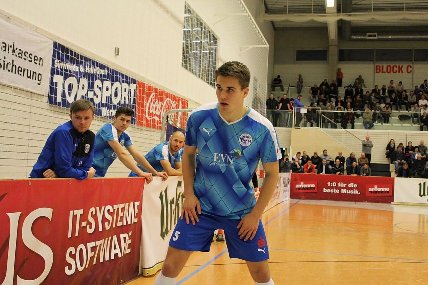 Wacker siegt bei den Hallen-Masters