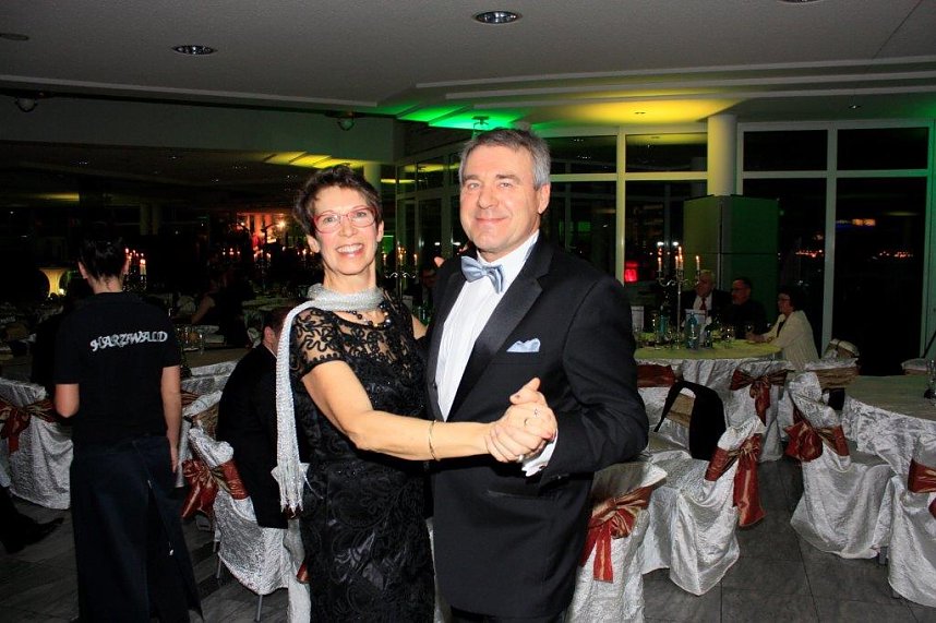 Willkommen im Ballhaus Peter