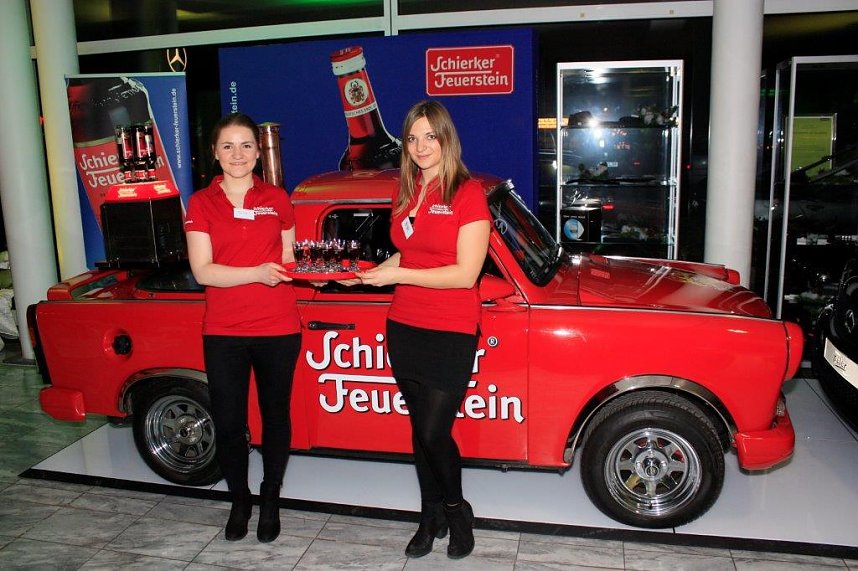 Willkommen im Ballhaus Peter