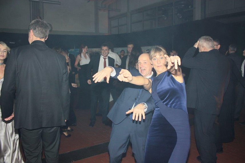 Willkommen im Ballhaus Peter