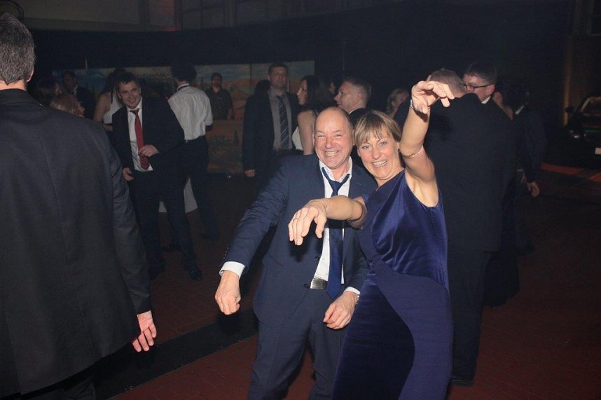 Willkommen im Ballhaus Peter