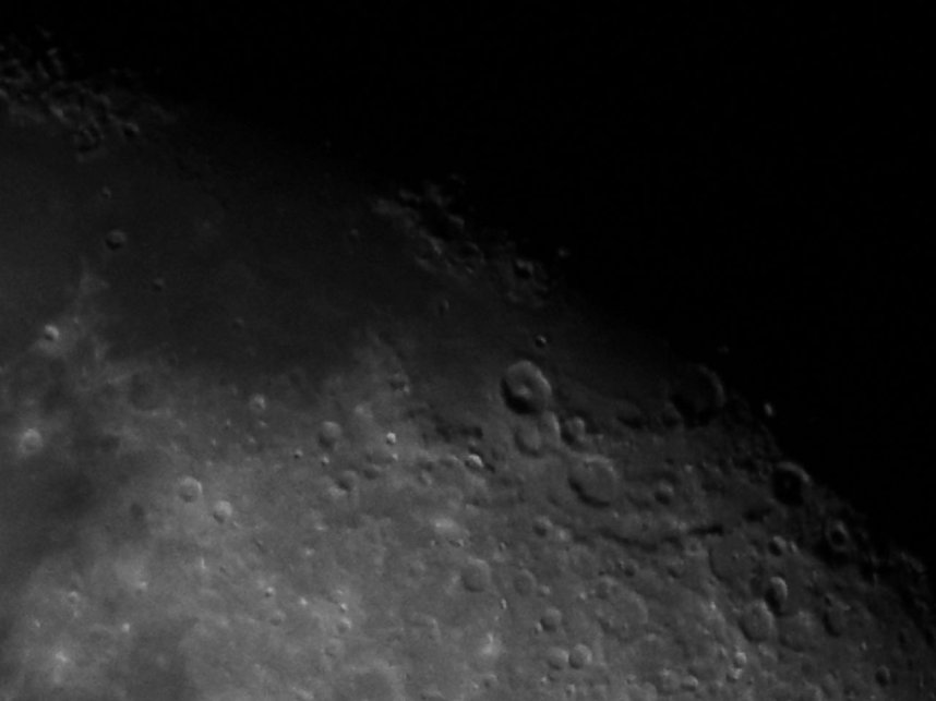 Ganz nah dran am Mond - geht auch vom Boden aus