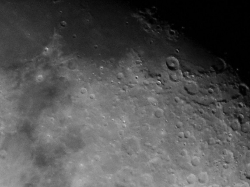 Ganz nah dran am Mond - geht auch vom Boden aus