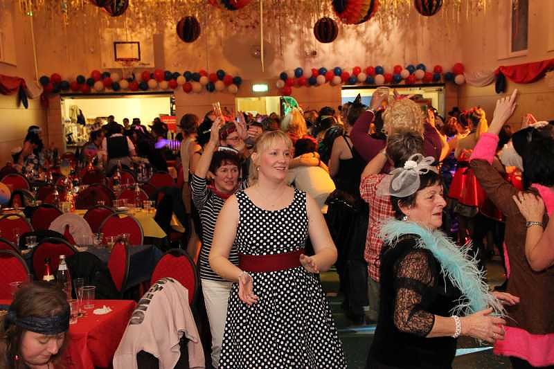 Die Stadtweiber waren los...