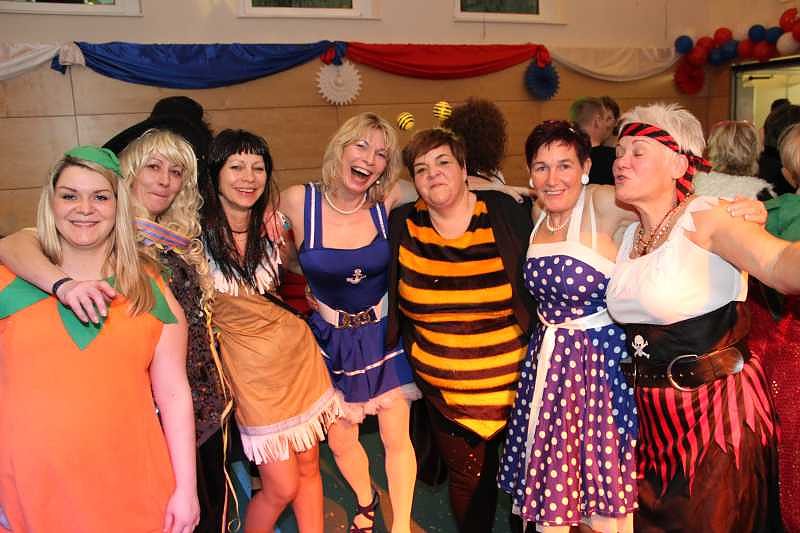 Die Stadtweiber waren los...