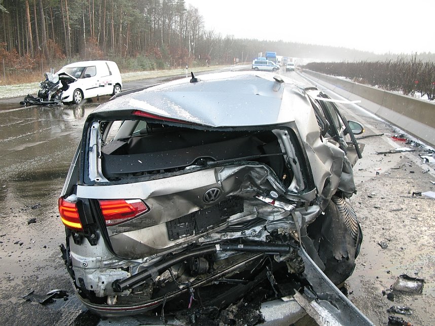 F&uuml;nf Verletzte auf der A9