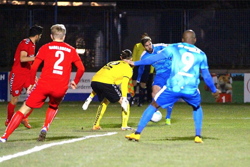 Wacker gegen Babelsberg unter Flutlicht