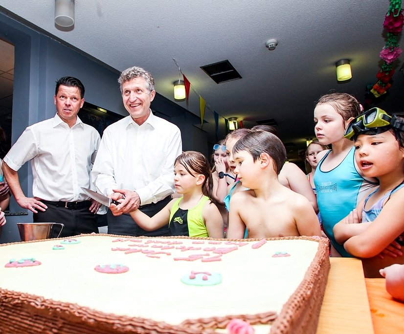 Kuchen gabs nat&uuml;rlich auch - das Nordh&auml;user Badehaus feierte am Wochenende seinen 15. Geburtstag