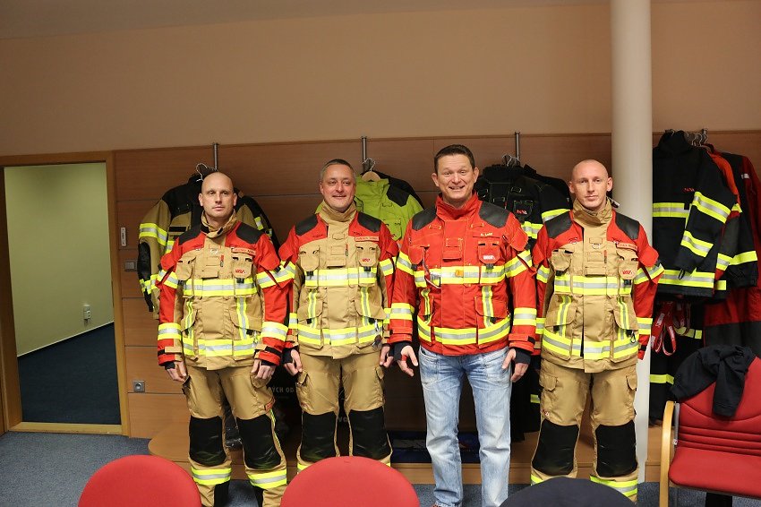 Neues Outfit f&uuml;r Ellricher Kameraden