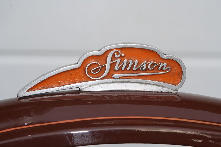 Alte Zweir&auml;der in neuem Glanz