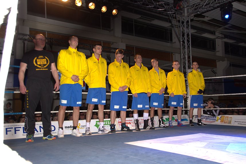 Boxnacht in der Nordh&auml;user Ballspielhalle
