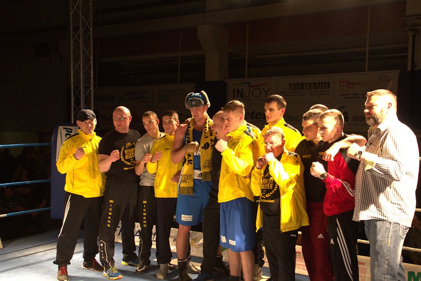 Boxnacht in der Nordh&auml;user Ballspielhalle