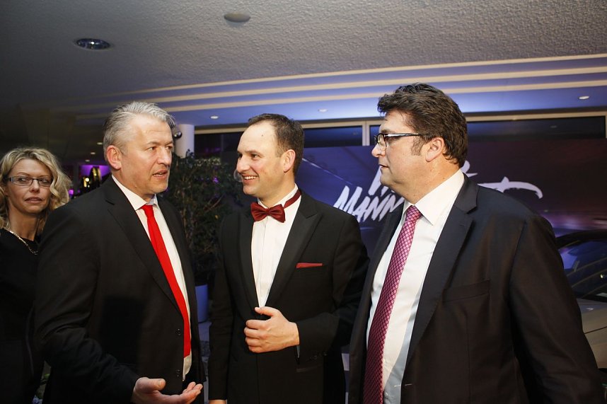 21. Fr&uuml;hlingsball im Autohaus Peter