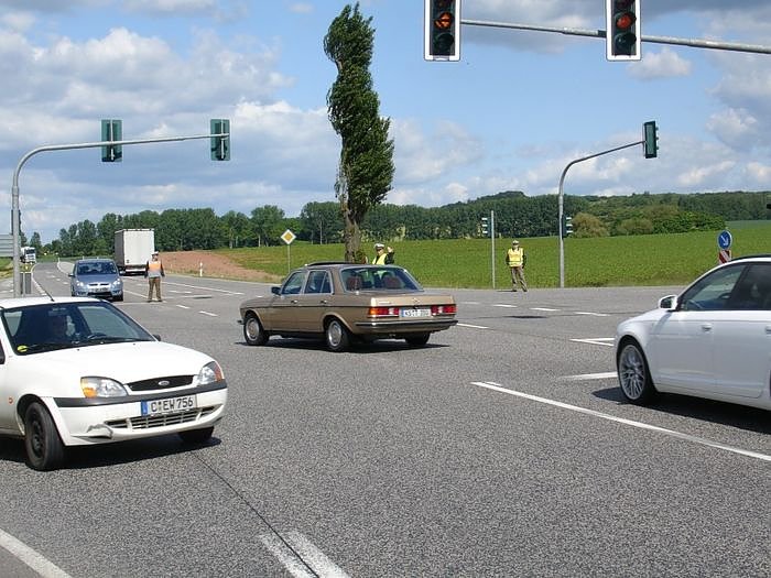 P&ouml;tzlich war der Stau weg