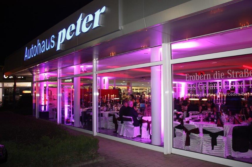 21. Fr&uuml;hlingsball im Autohaus Peter
