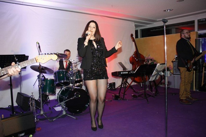 21. Fr&uuml;hlingsball im Autohaus Peter