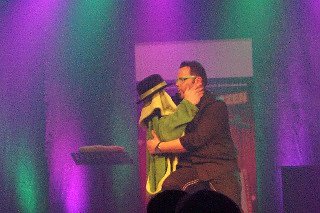 Enzo Lorenzo - ein affenstarker Auftritt