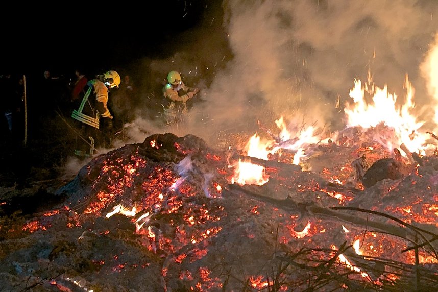 Osterfeuer in Ilfeld