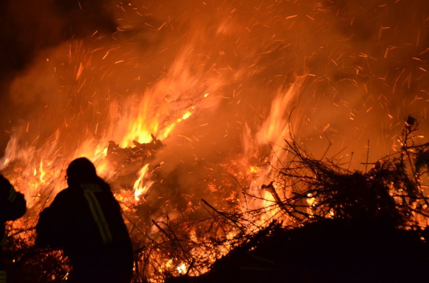 Osterfeuer in Buchholz