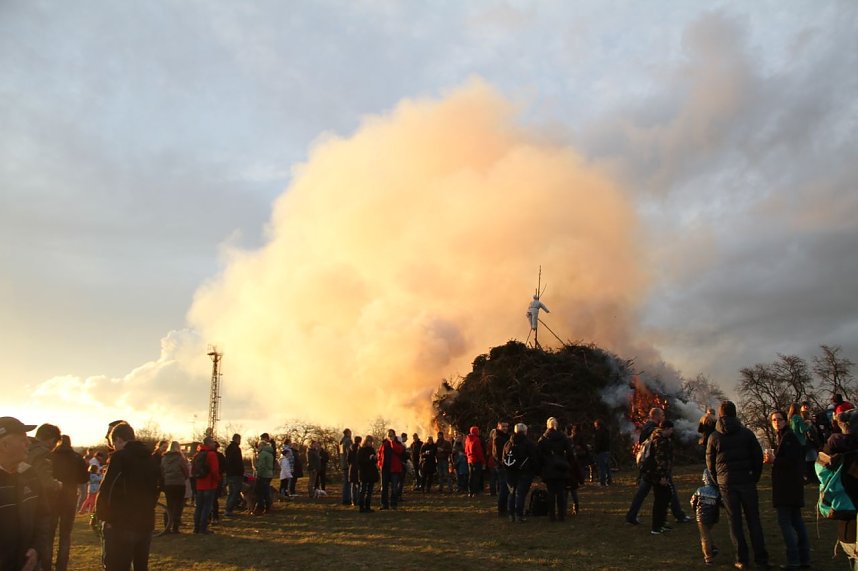 Osterfeuer &uuml;ber Krimderode 2016