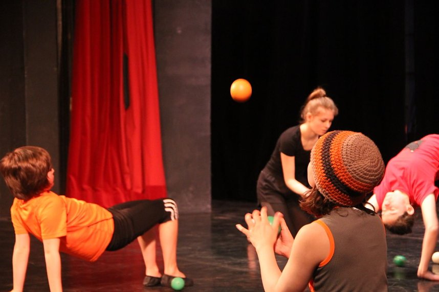 No money - pure honey - die Kinder des Zirkus Zappelini zeigten am Abend, was sie drauf haben