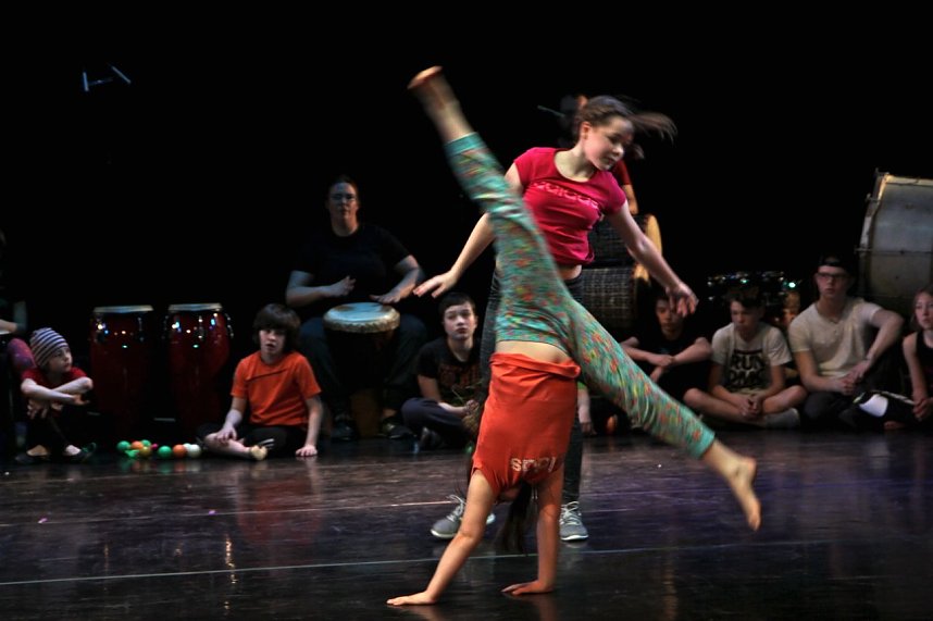 No money - pure honey - die Kinder des Zirkus Zappelini zeigten am Abend, was sie drauf haben