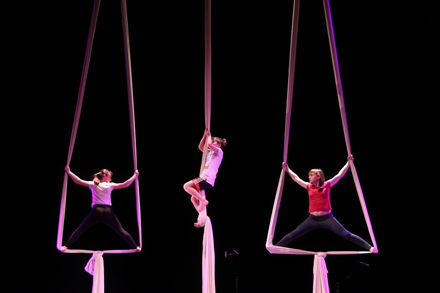 No money - pure honey - die Kinder des Zirkus Zappelini zeigten am Abend, was sie drauf haben