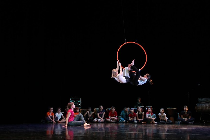 No money - pure honey - die Kinder des Zirkus Zappelini zeigten am Abend, was sie drauf haben