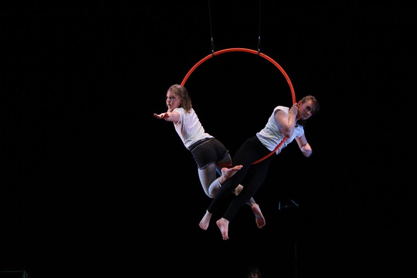 No money - pure honey - die Kinder des Zirkus Zappelini zeigten am Abend, was sie drauf haben