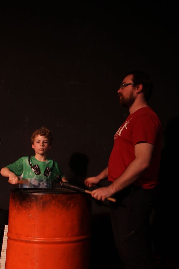 No money - pure honey - die Kinder des Zirkus Zappelini zeigten am Abend, was sie drauf haben