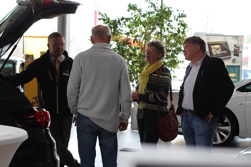 In einigen Autoh&auml;usern der Peter-Gruppe ging es heute um die Zukunft auf vier R&auml;dern