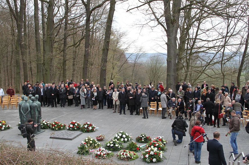 Gedenkveranstaltung zum 71. Jahrestag der Befreiung des KZ Mittelbau-Dora