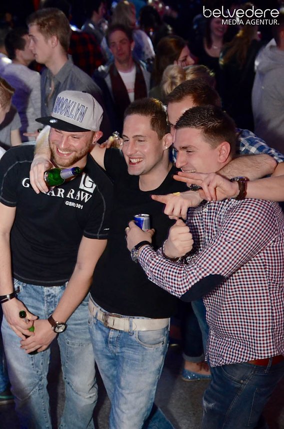 Party im Jugendclubhaus in Nordhausen - der Samstag