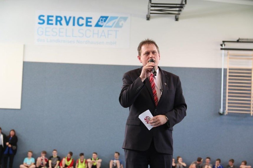 In Ellrich wurde heute die neue Mehrzweckhalle nach gut einem Jahr Bauzeit er&ouml;ffnet