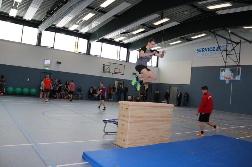 In Ellrich wurde heute die neue Mehrzweckhalle nach gut einem Jahr Bauzeit er&ouml;ffnet