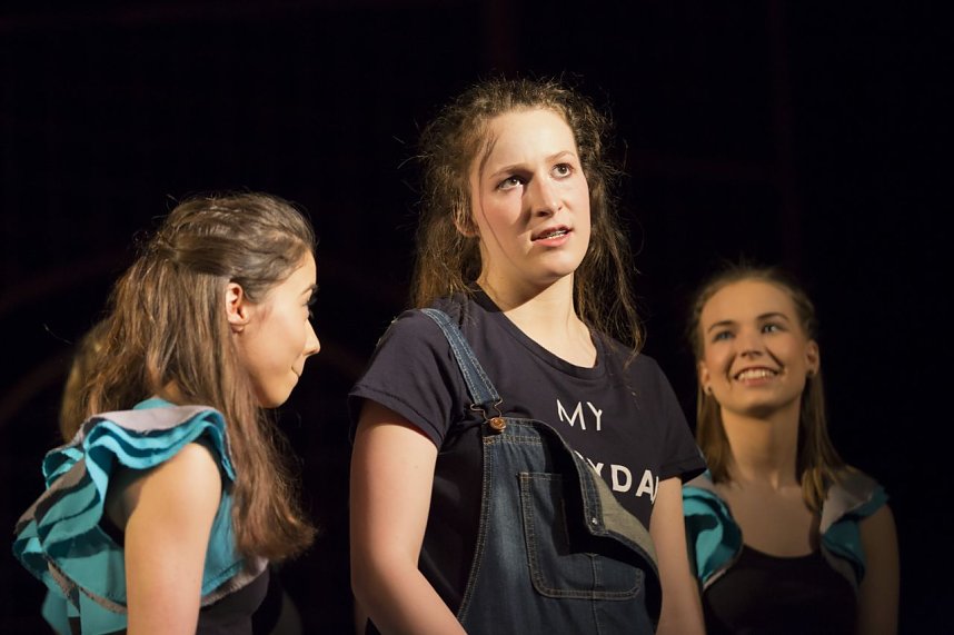 #romeoundjulia - gelungene Premiere des Theaterjugendclubs