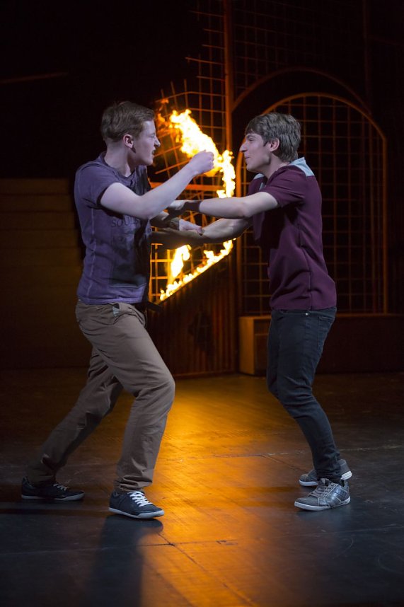 #romeoundjulia - gelungene Premiere des Theaterjugendclubs