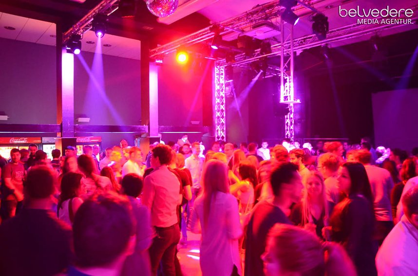Party im Jugendclubhaus in Nordhausen - der Samstag