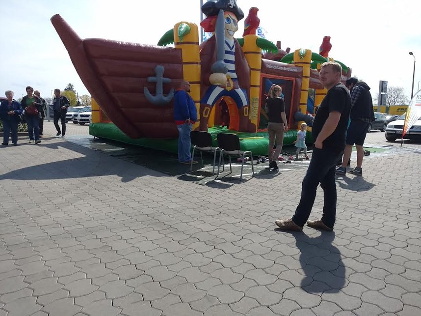 Fr&uuml;hlingsfest in der Skoda-Autowelt der Peter-Gruppe