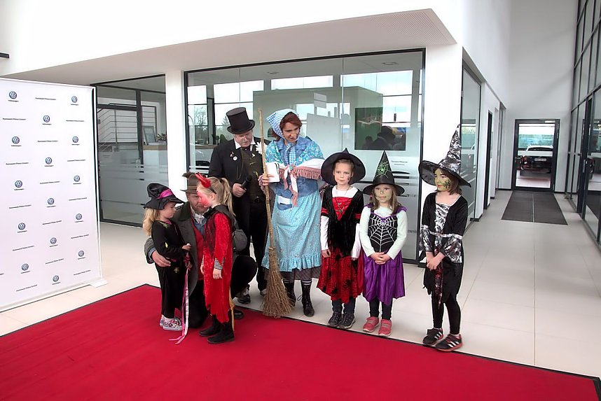 Hexen-Casting in der Skoda-Autowelt