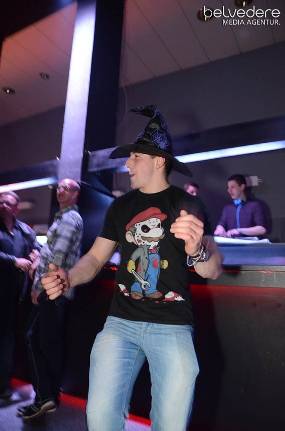 Party im Jugendclubhaus in Nordhausen - der Samstag