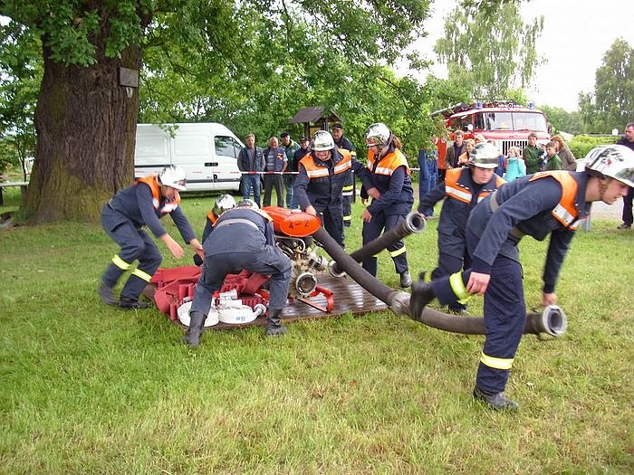 Feuerwehren k&auml;mpften um Pokale