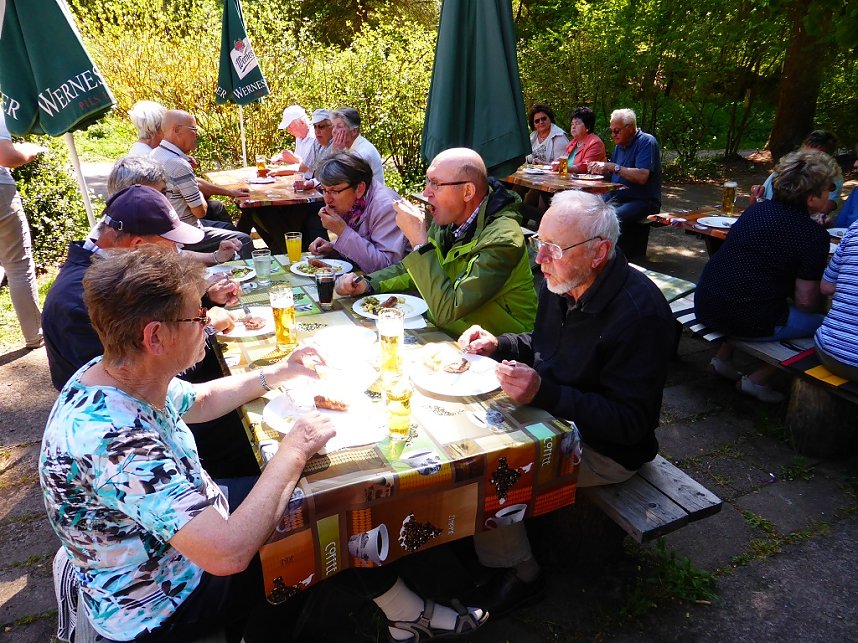 Herzsportgruppe wanderte zum Braunsteinhaus