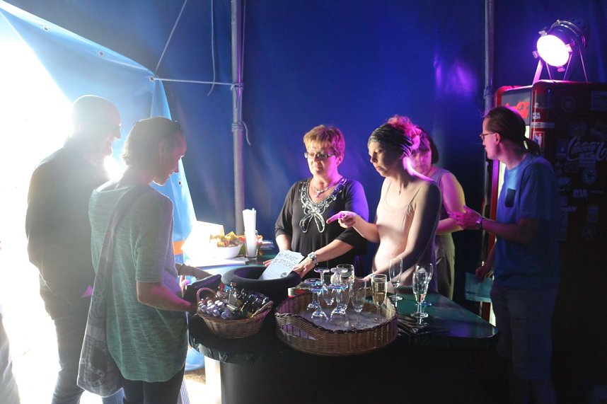 Premiere im neuen Nordh&auml;user Zirkuszelt