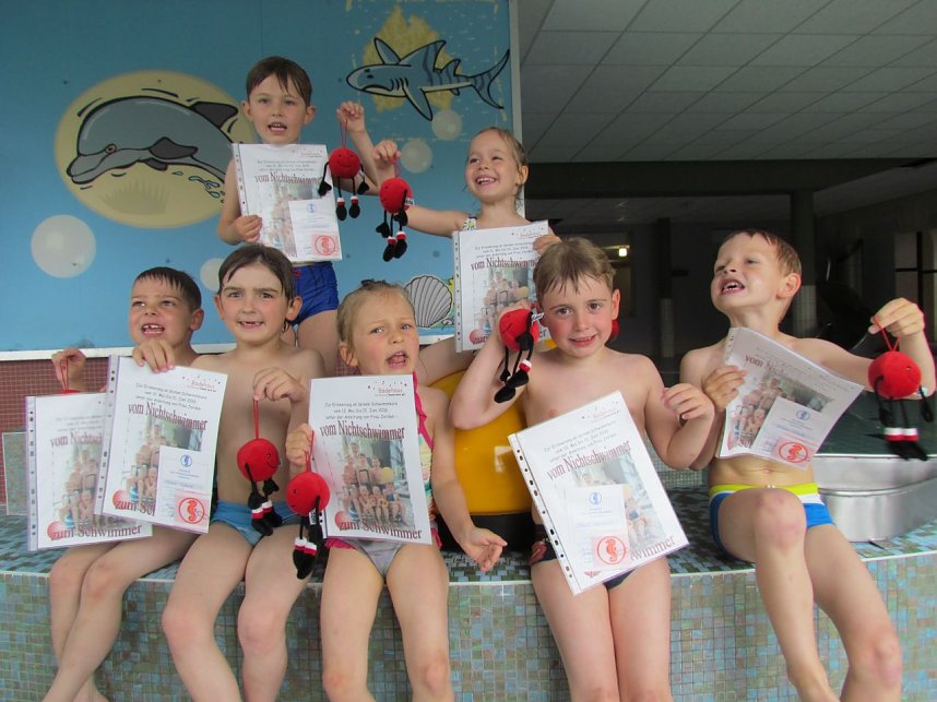 Kleine K&uuml;nstler im Badehaus 