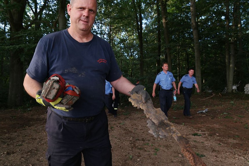 Die Sprengung einer Bombe